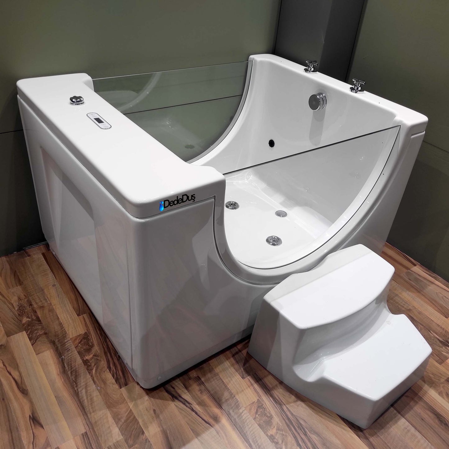 Küvet basamağı, Dede Duş, Üsküdar