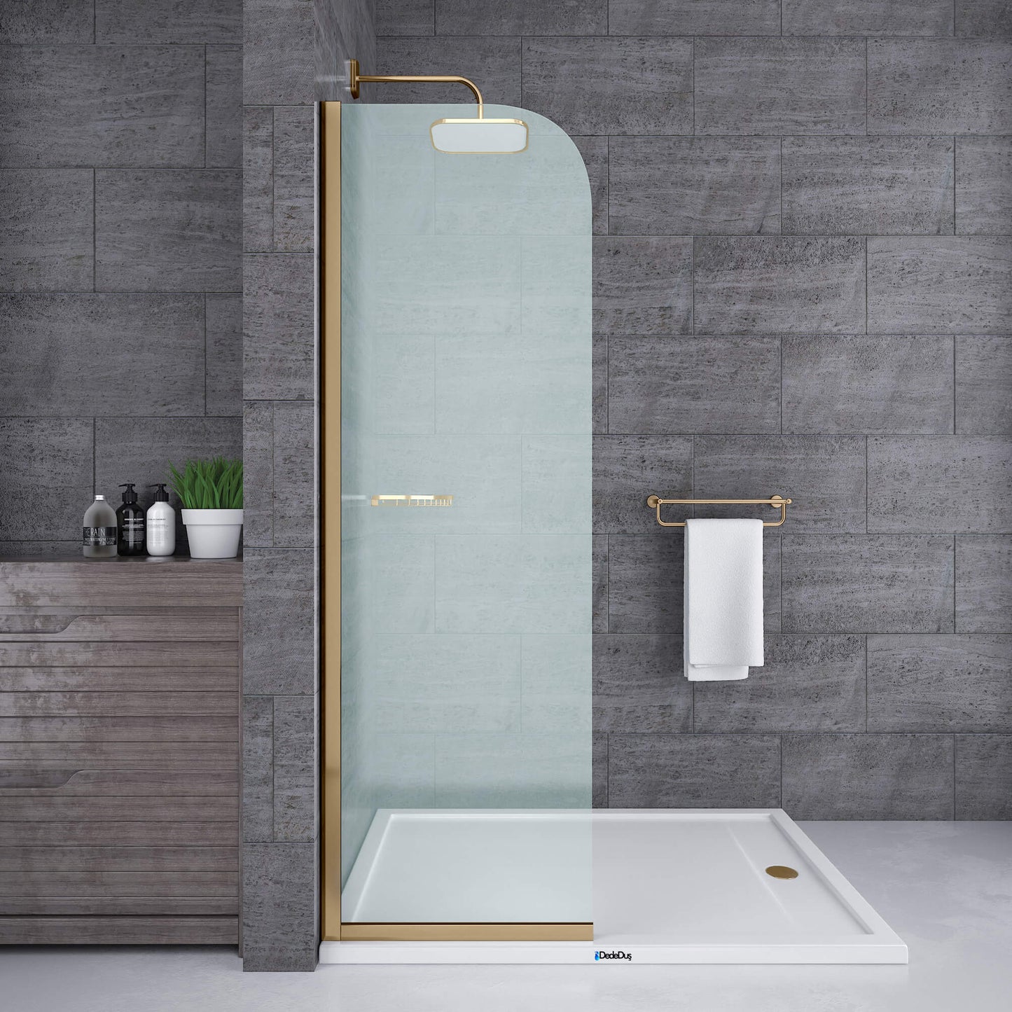 Gold profilli, 1 sabit, yarım kanat panel, seperatör, yandan ve önden girişli, kapısız walk-in cam paravan duşakabin, Dede Duş, Çengelköy, Üsküdar, İstanbul