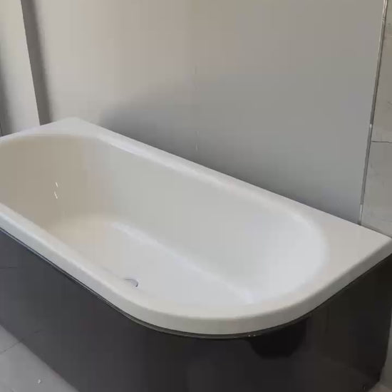 Duo 180x80 cm siyah beyaz renkli akrilik küvet showroom videosu